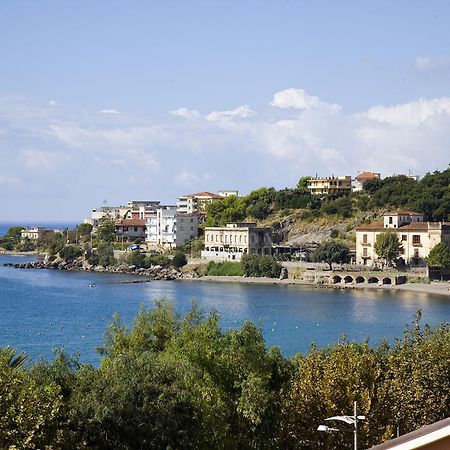 Hotel Vittoria Sapri Luaran gambar