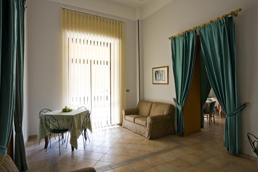 Hotel Vittoria Sapri Luaran gambar