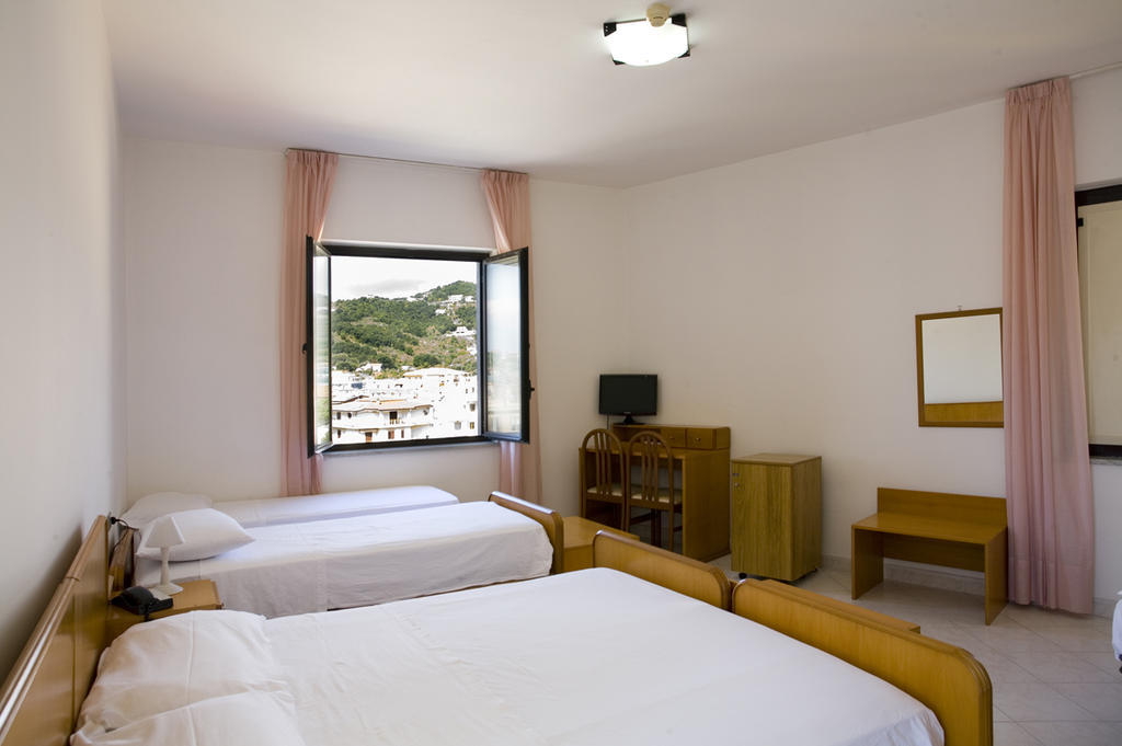 Hotel Vittoria Sapri Bilik gambar