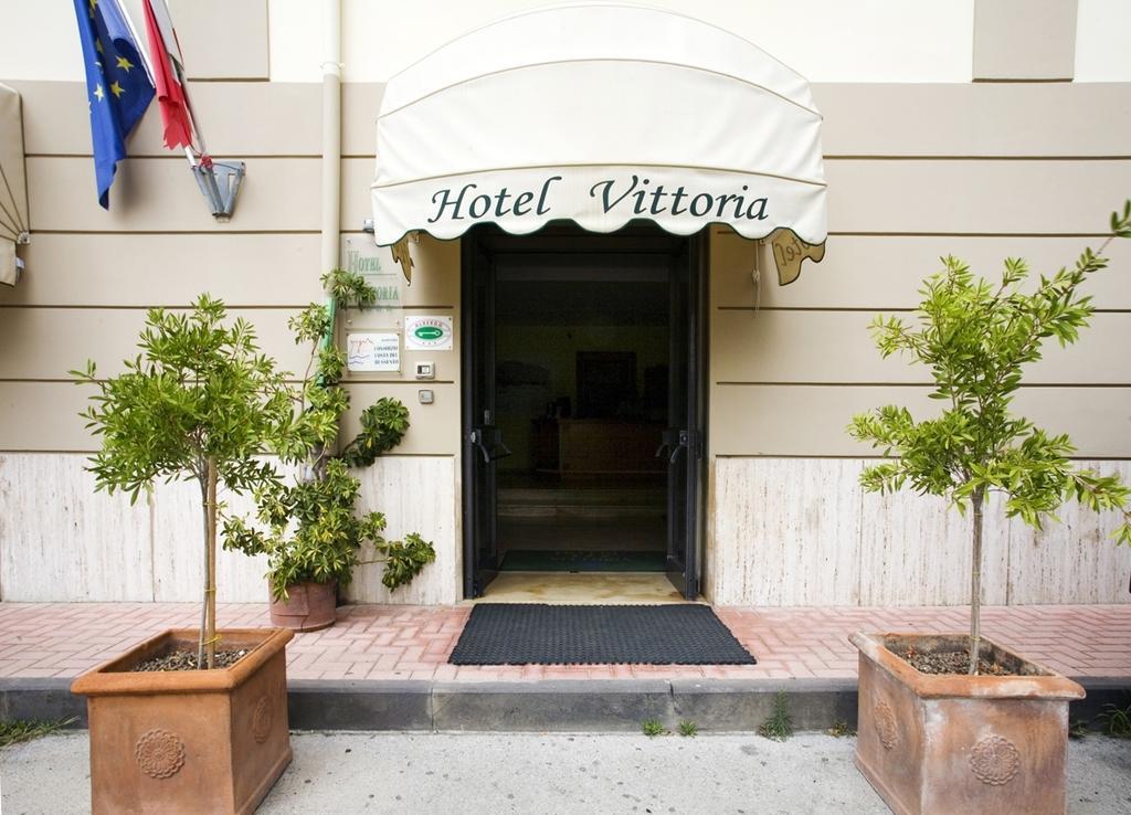 Hotel Vittoria Sapri Luaran gambar